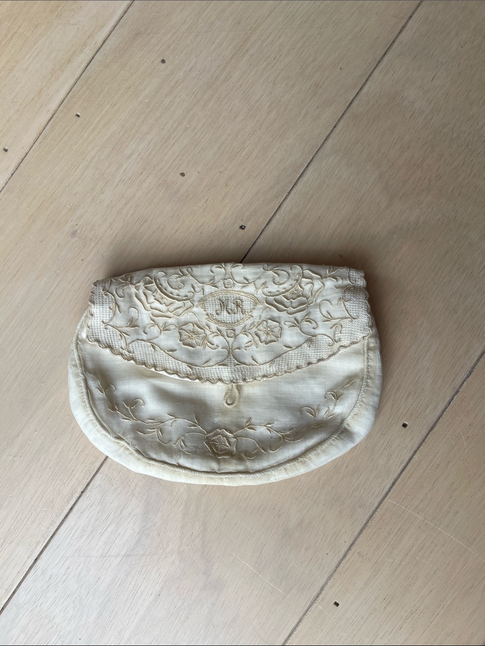 Vintage pouch